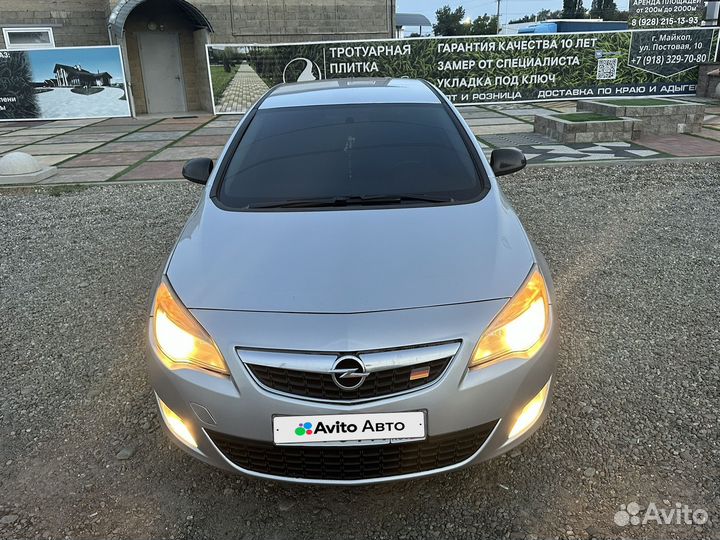 Opel Astra 1.6 AT, 2011, 22 222 км