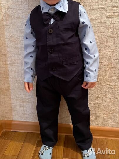 Костюм тройка на мальчика 92
