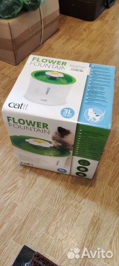 Поилка фонтан для кота