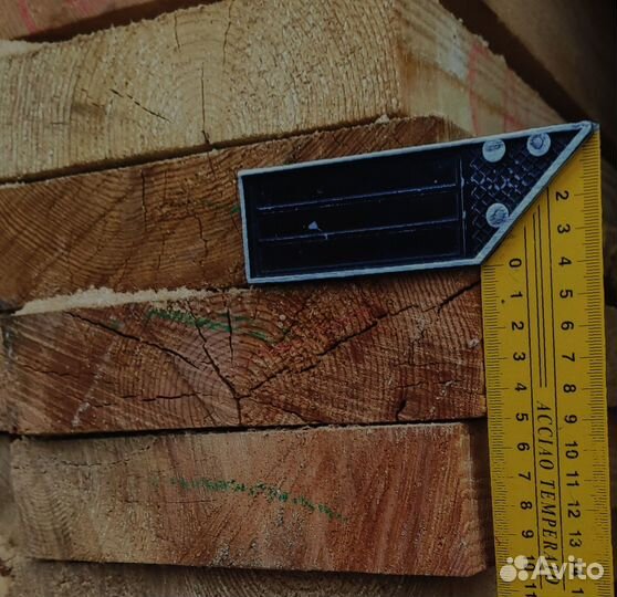 Шлифованные доски лиственницы 35x140 мм, для безупречного внешнего вида