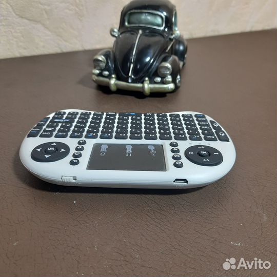 Беспроводная клавиатура Rii Mini i8