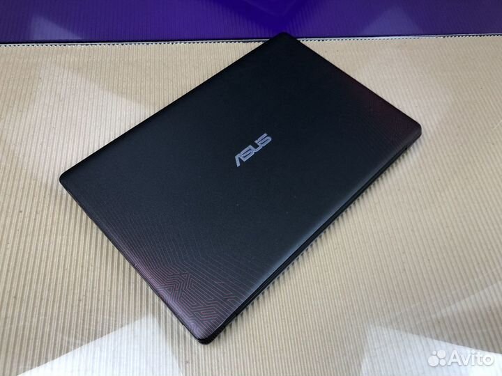 Игровой asus 8gb/256Gb