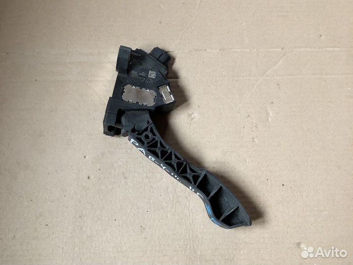 Toyota rav 4 педаль газа