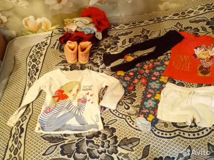 Детские вещи и обувь