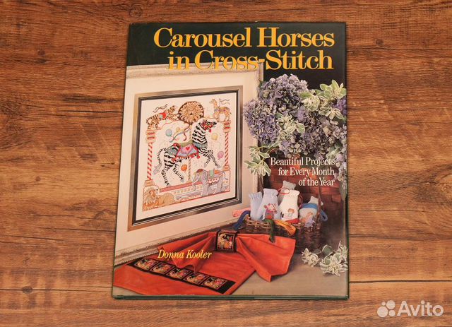 Книга по вышивке Carousel Horses in cross stitch