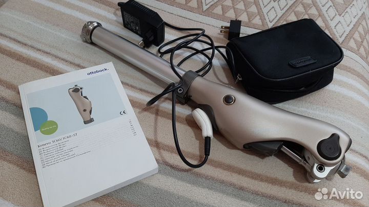 Колено Kenevo с зарядкой + сумочка для зарядки