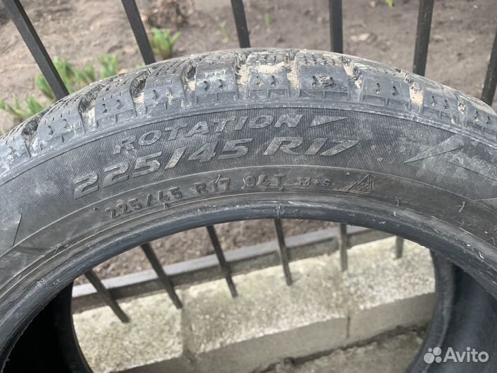 Pirelli Ice Zero 225/45 R17
