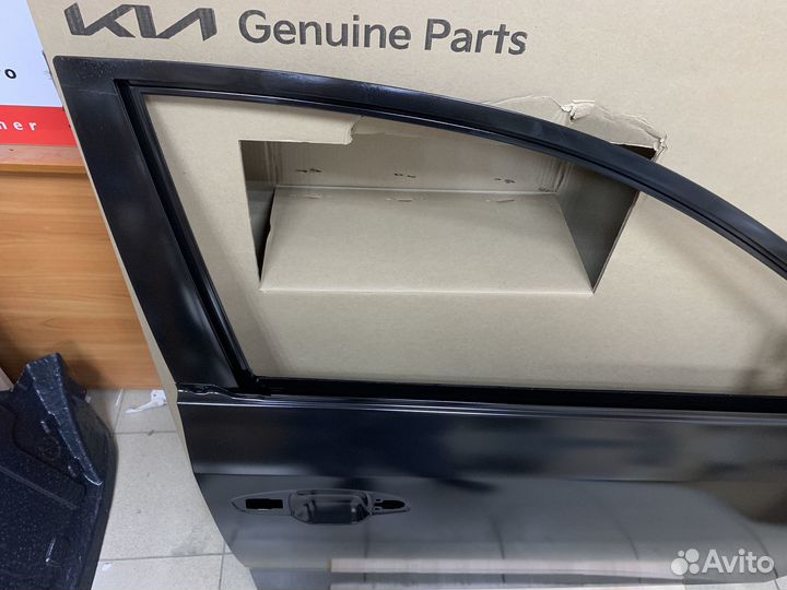 Дверь передняя правая Kia Rio 4