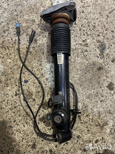 Амортизатор задний левый BMW x5m f85