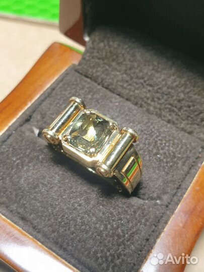 Кольцо с Александритом сертификат МГУ