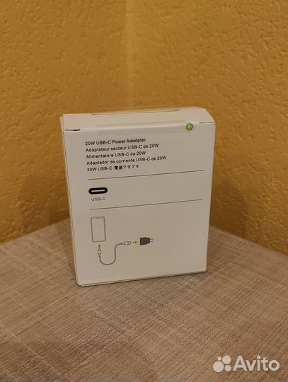 Адаптер Apple 20w