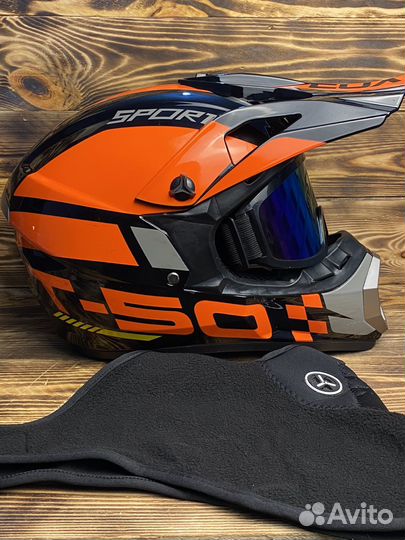 Кроссовый шлем с очками