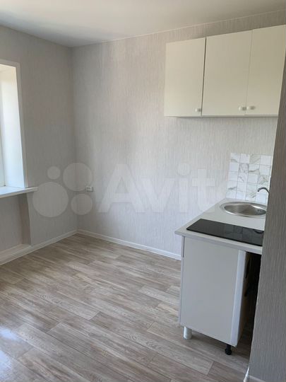 1-к. квартира, 18 м², 4/4 эт.