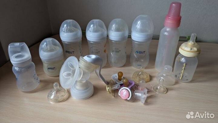 Молокоотсос avent ручной. Бутылочки и соски