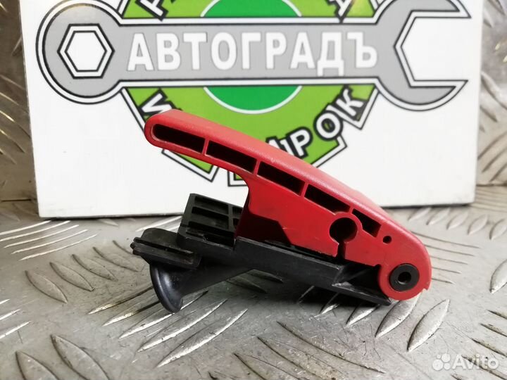 Ручка открывания капота Mercedes Benz W210