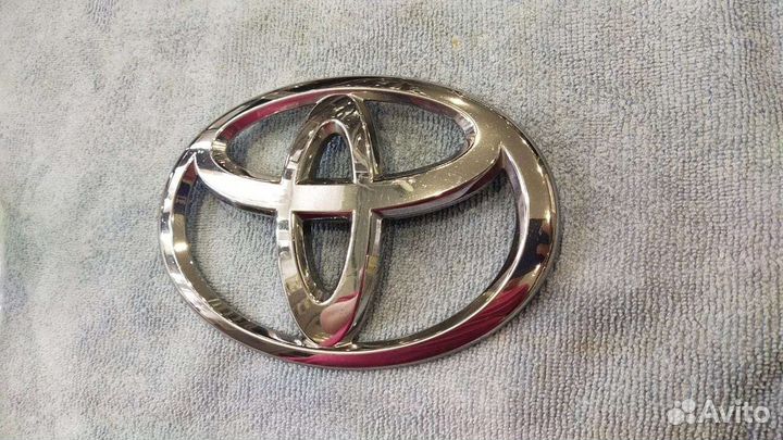 Эмблема решетки радиатора Рав 4 (3) Long