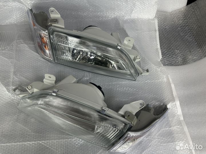 Фары Toyota carina211 96-98 Дорестайл