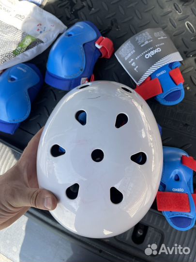 Шлем и защита на руки колени локти