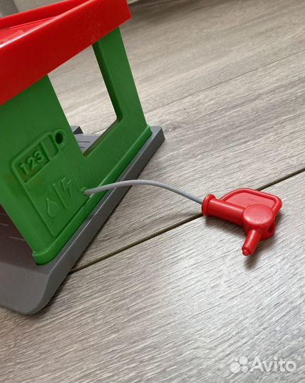 Трек парковка заправка IKEA