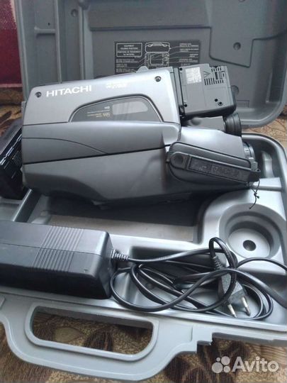 Видеокамера hitachi