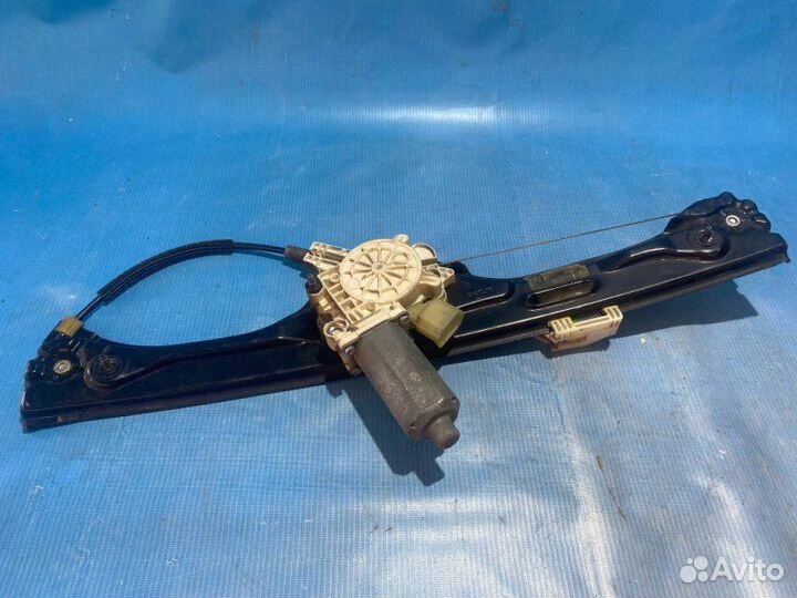 Стеклоподъемник задний правый Bmw X5 E70 N62B48