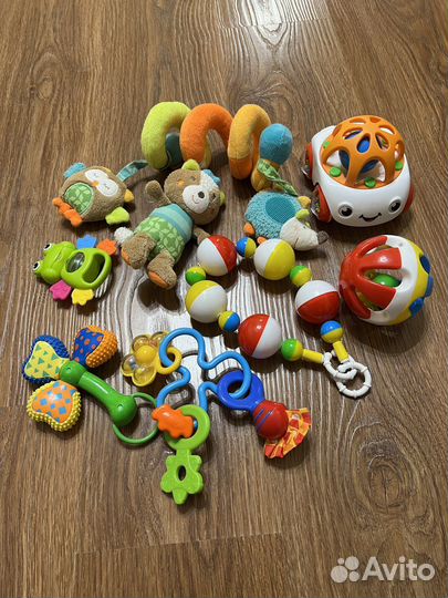 Погремушки для малыша