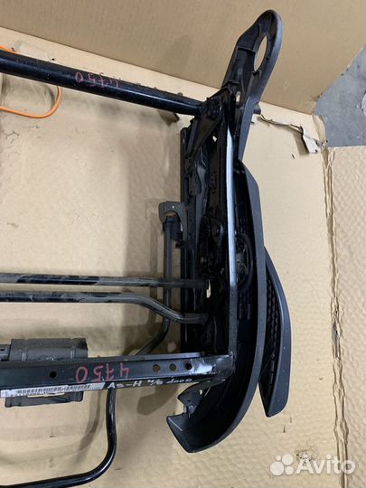 Салазки микролифт пер. LH сидения Opel Astra H 4/5