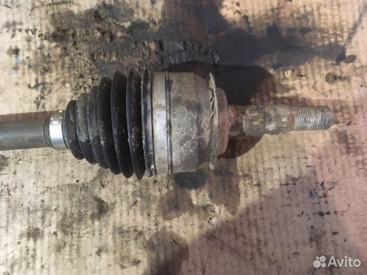 Привод передний левый Chevrolet Cruze