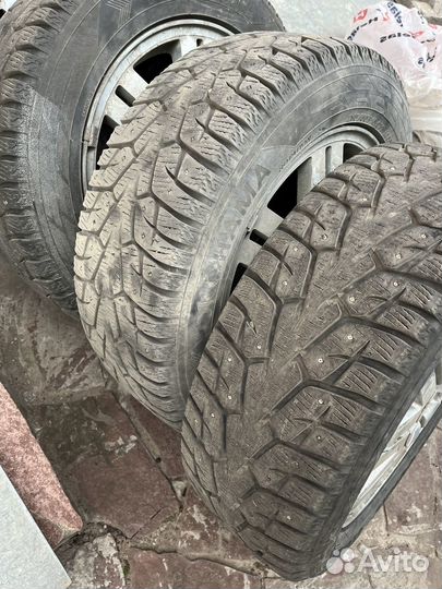 R16 Yokohama Ice Guard Stud IG55 215/55, PCD 5x120 DIA 10