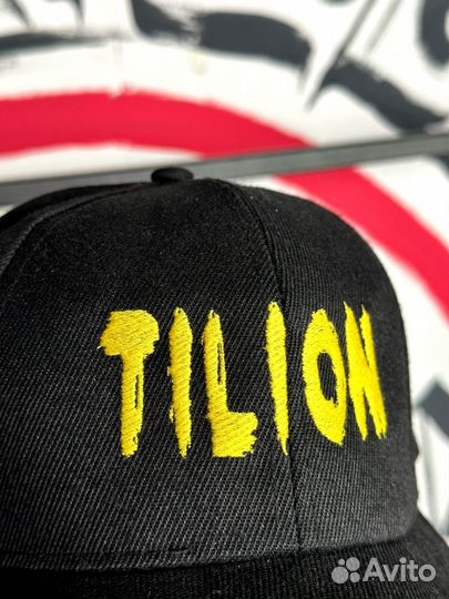 Машинная вышивка на одежде