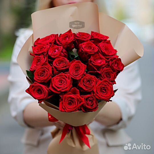 Роза красная