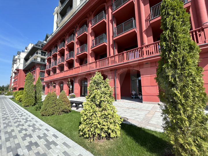 3-к. квартира, 129 м², 2/13 эт.