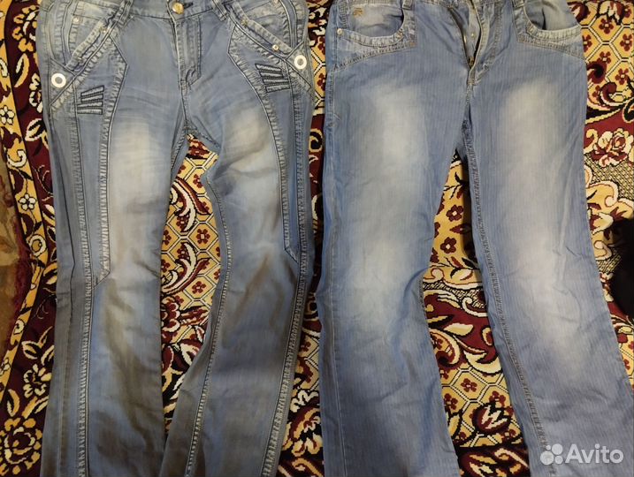 Джинсовая одежда. Имеется Джинсовки и джинсы