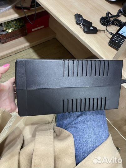 Блок бесперебойного питания