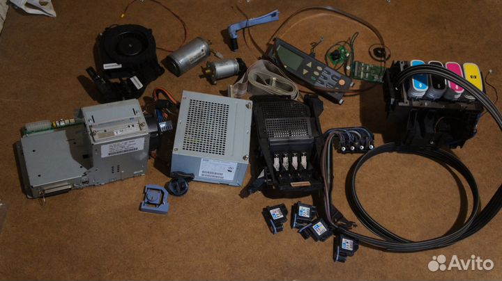 HP DesignJet 500 в разборе детали и узлы бу