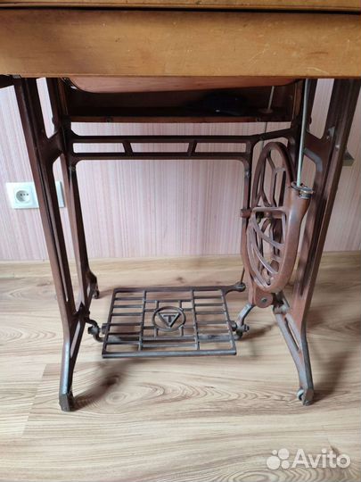 Швейная машинка тикка