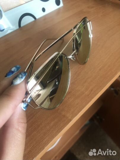 Солнцезащитные очки женские