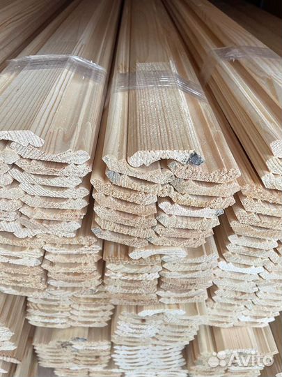 Плинтус хвоя