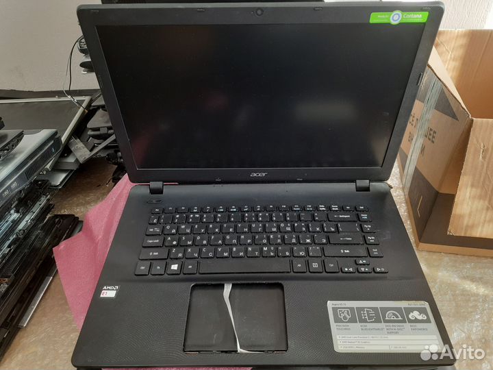 Запчасти для ноутбуков, корпусы, шлейфы и др