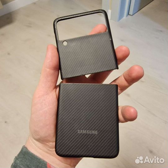 Карбоновый чехол Samsung galaxy z flip 3