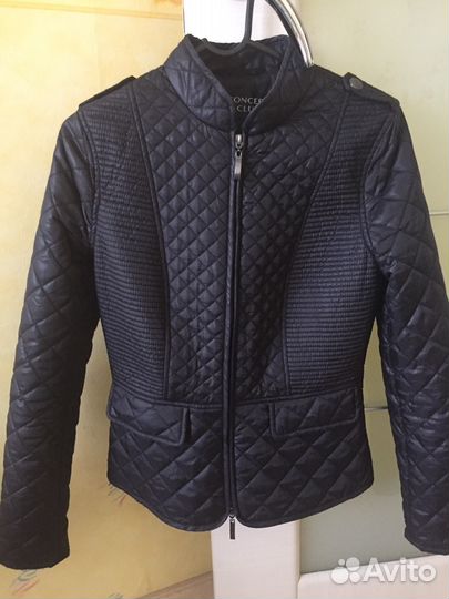 Продается куртка(бомбер)