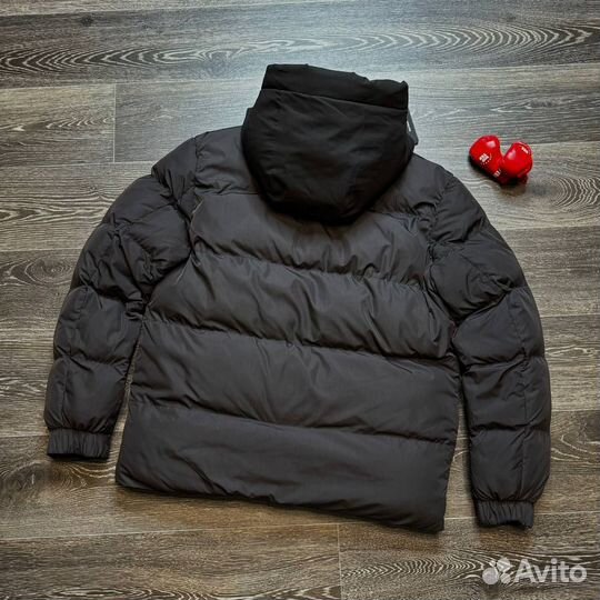 Зимние куртки Moncler