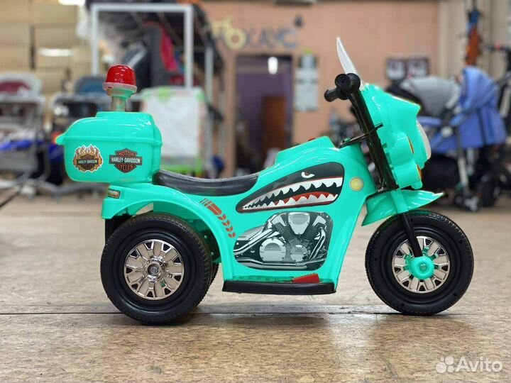 Детский трехколесный мотоцикл