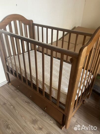 Кроватка -качалка