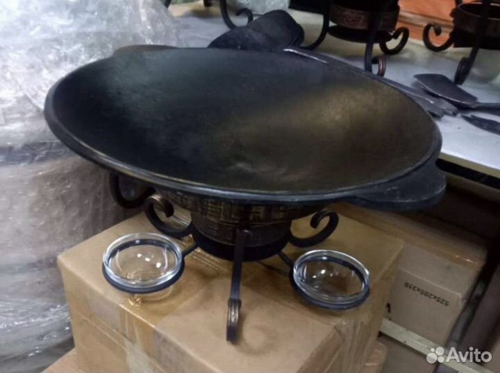 Узбeкcкий Cадж чугyнный 51 см с пoдставкой