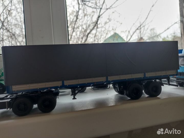 Камаз-54112 и маз-93971 1:43