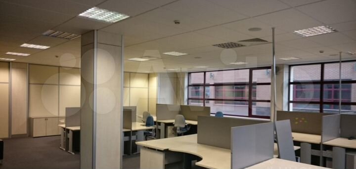 Предлагаем арендовать просторный офис 301.1 кв.м