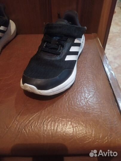 Кросовки детские adidas 31 размер