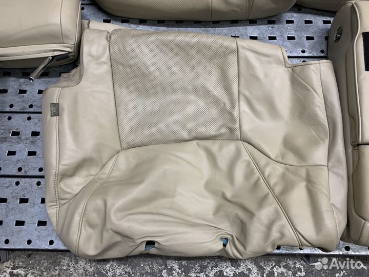 Lexus LX 570 Чехлы сидений второго и третьего ряда