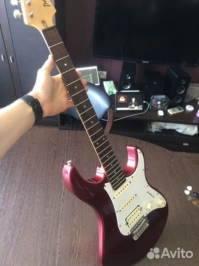 Электрогитара yamaha pacifica 012